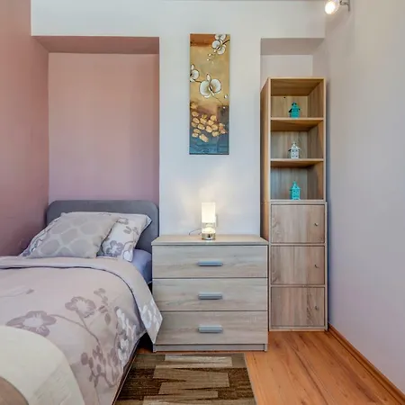 M&m Apartment *